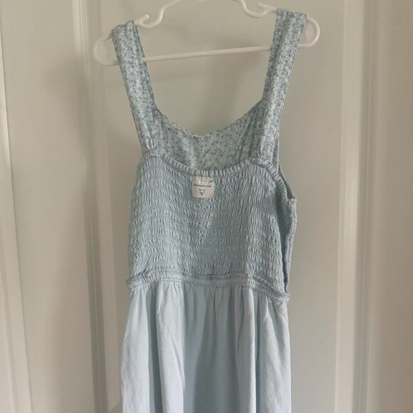 Abercrombie Kids Wide Strap Dress Blue Floral - Size 11-12 - Preloved - Picture 6 of 6